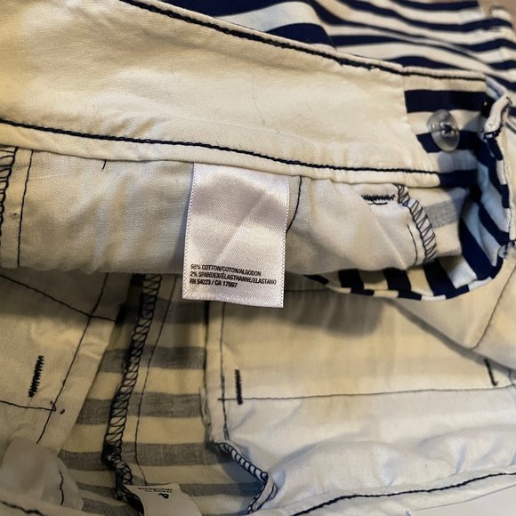 Navy Stripe Mid-rise Everyday Shorts 3 inch inseam - Picture 7 of 10